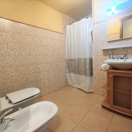 Апартаменты Check-in Casas La Casa De Conques